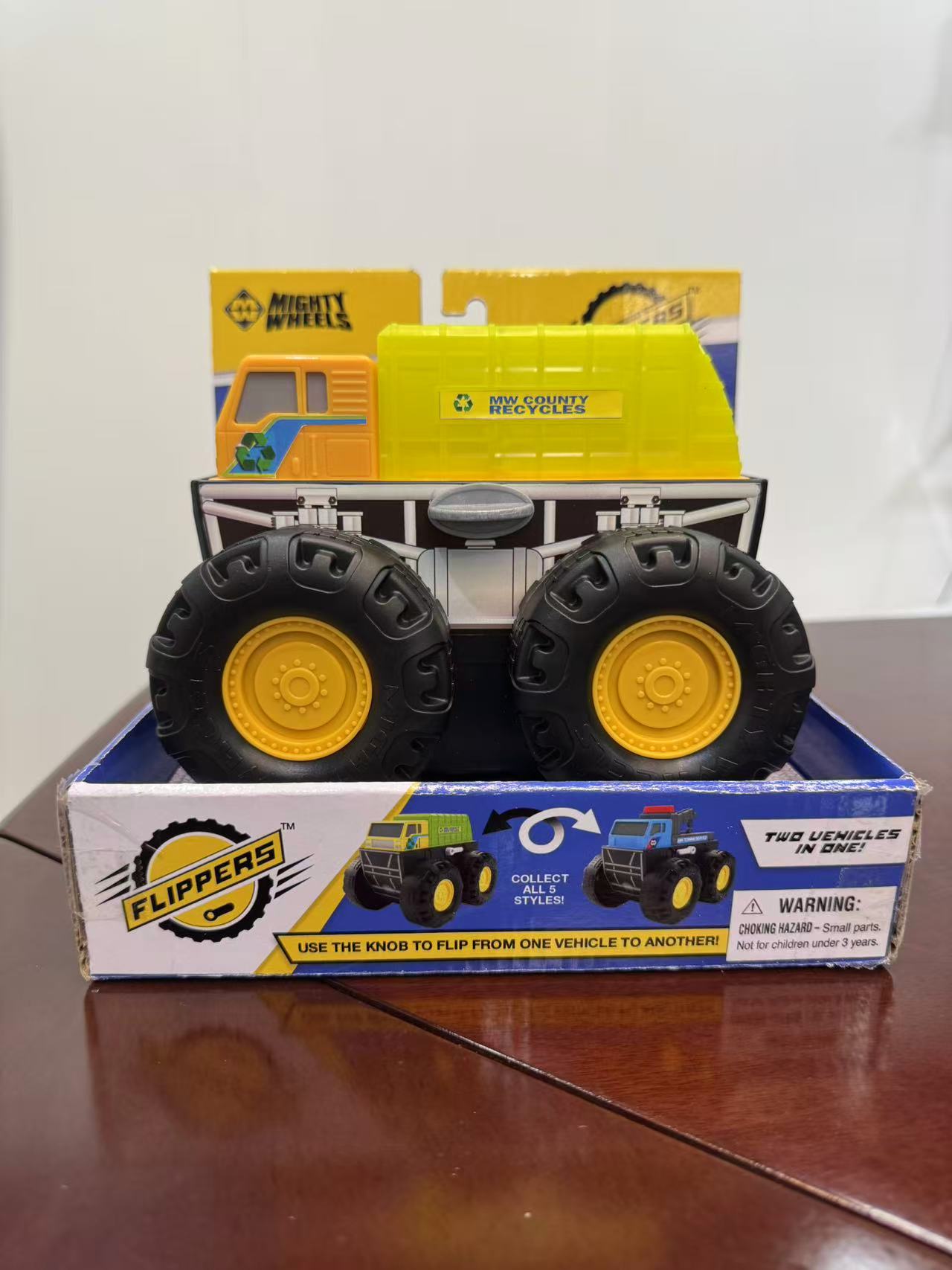 7 inch. Flipper (Recycle Truck and Tow Truck)